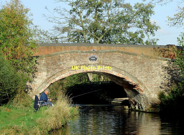 Photo 6"x4" Bridges across the Staffordshire and Worcestershire Canal Crateford\/SJ9009 c2011