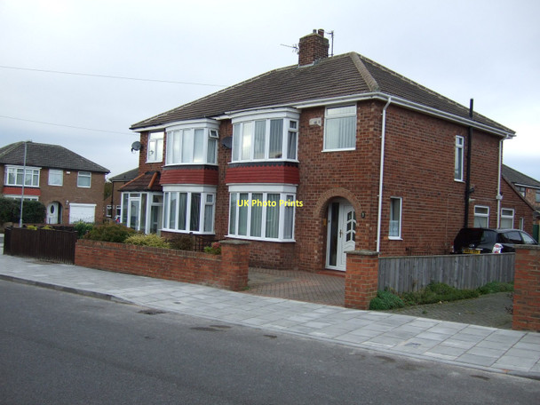 Photo 6"x4" Houses on Lodore Grove Acklam\/NZ4817 c2011