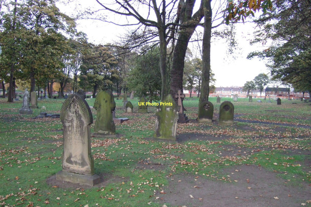 Photo 6"x4" North Ormesby Cemetery Middlesbrough c2011