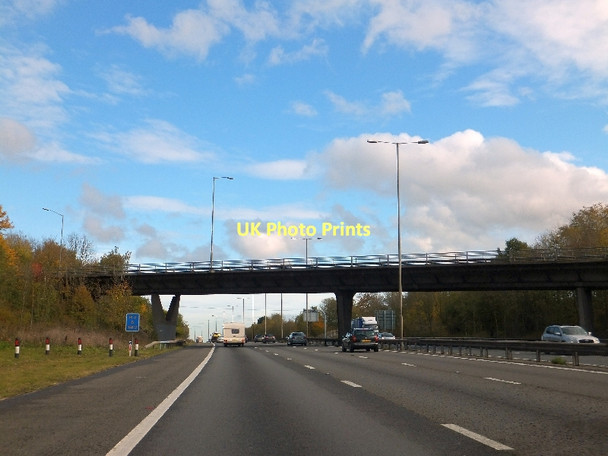 Photo 6"x4" A327 (Hollow Lane) bridge over M4 Shinfield c2011