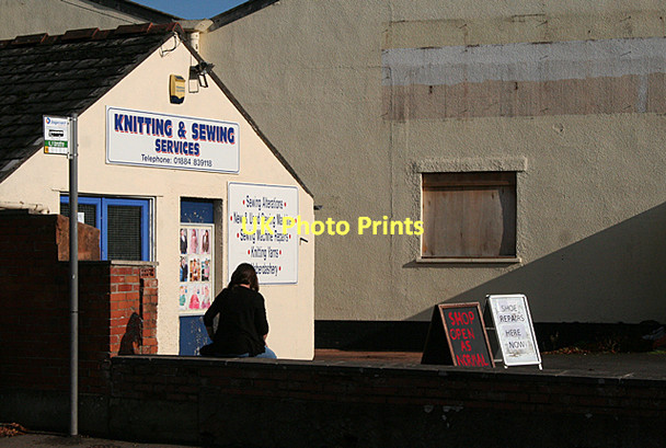 Photo 6"x4" Cullompton: Knitting & Sewing Services Colebrook c2011