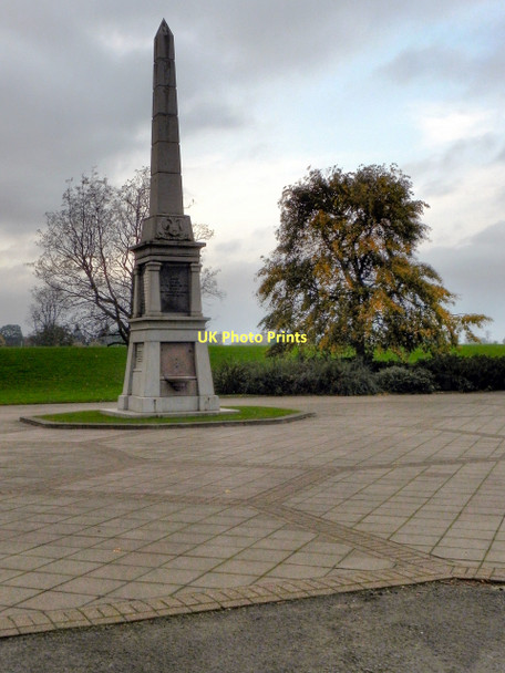 Photo 6"x4" Perthshire Volunteers Monument Perth\/NO1123 c2011