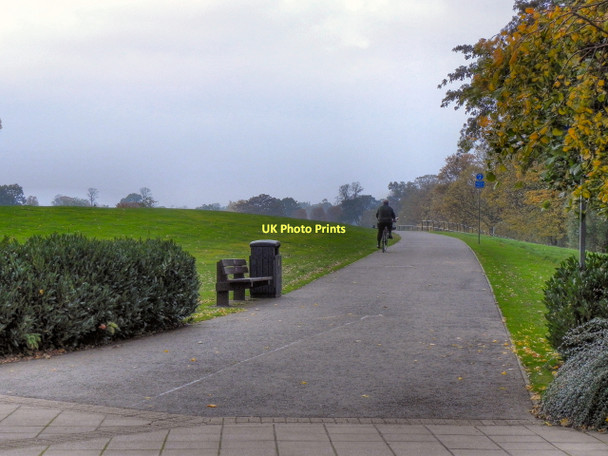 Photo 6"x4" Riverside Path, North Inch Perth\/NO1123 c2011