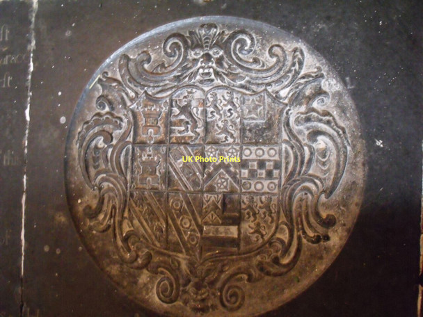 Photo 6"x4" Coat of Arms on Memorial to Vincent Amcotts, Harrington Church Harrington\/TF3671 c2011