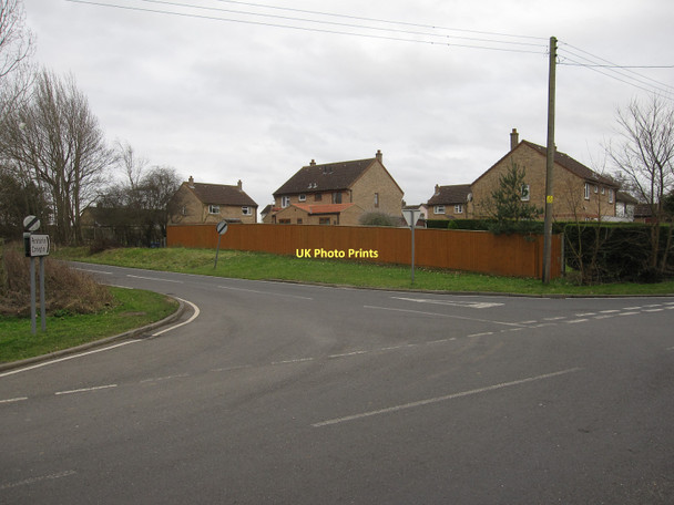 Photo 6"x4" Housing off Hilton Road Fenstanton c2011