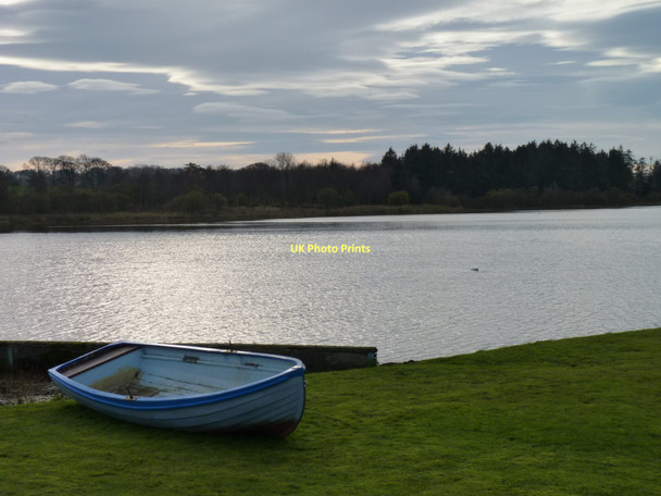 Photo 6"x4" Awaiting an angler Radernie\/NO4709 c2011
