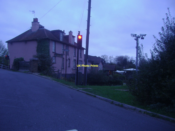 Photo 6"x4" The Coy Carp, West Hyde Hill End\/TQ0491 c2011