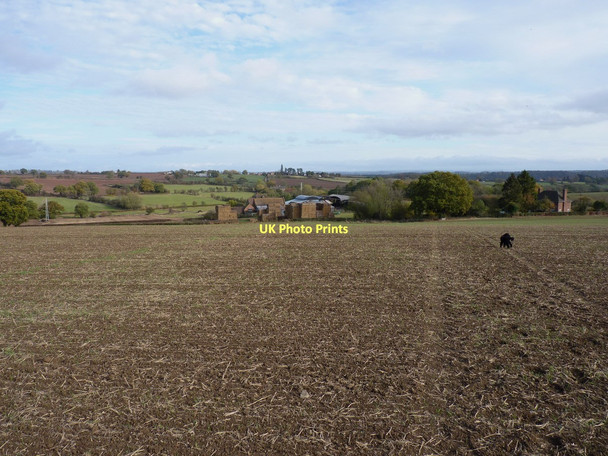 Photo 6"x4" Kingsley Farm from the west Bridgnorth c2011