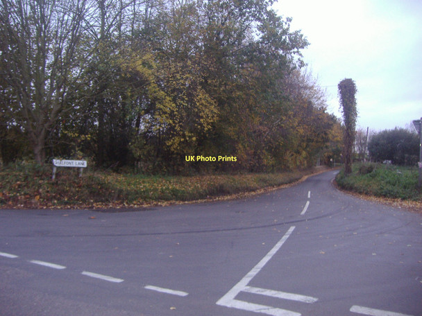 Photo 6"x4" Chalfont Lane at Old Uxbridge Road West Hyde\/TQ0391 c2011
