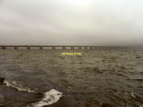 Photo 6"x4" Firth of Tay, Tay Road Bridge Newport-on-Tay c2011