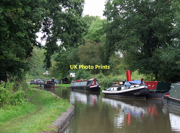 Photo 6"x4" Narrowboats south-east of Preston Brook Tunnel, Cheshire Dutton c2011