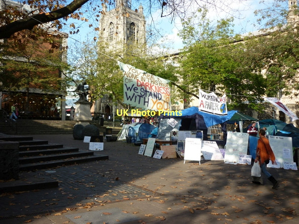 Photo 6"x4" An anti wealth protest next to Norwich City Hall Norwich c2011