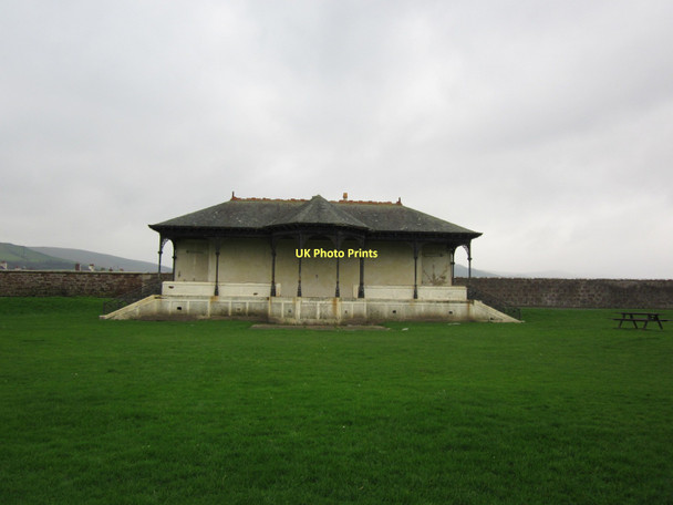 Photo 6"x4" Old Bandstand Girvan c2011