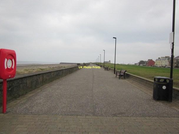 Photo 6"x4" Girvan Promenade Girvan c2011