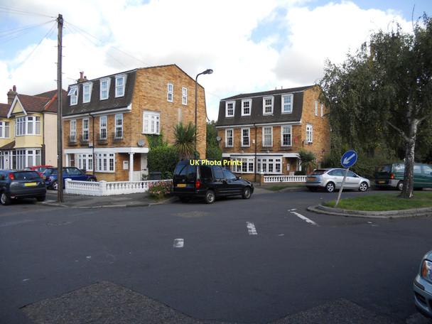 Photo 6"x4" Oak Hill Gardens Woodford Green Woodford\/TQ4091 c2011