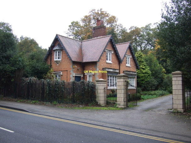 Photo 6"x4" Lodge on Babworth Road Retford c2011