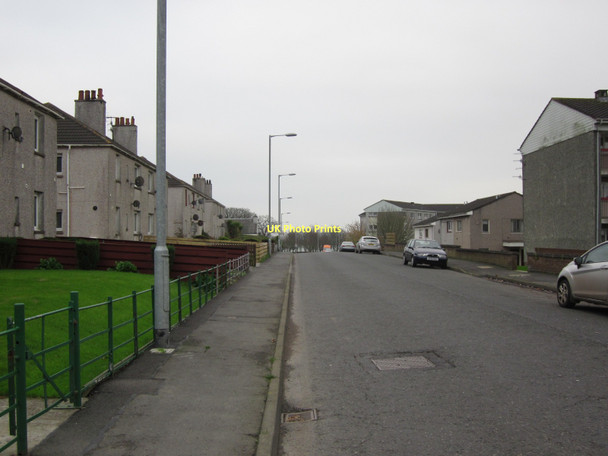 Photo 6"x4" Sheuchan Street Stranraer c2011