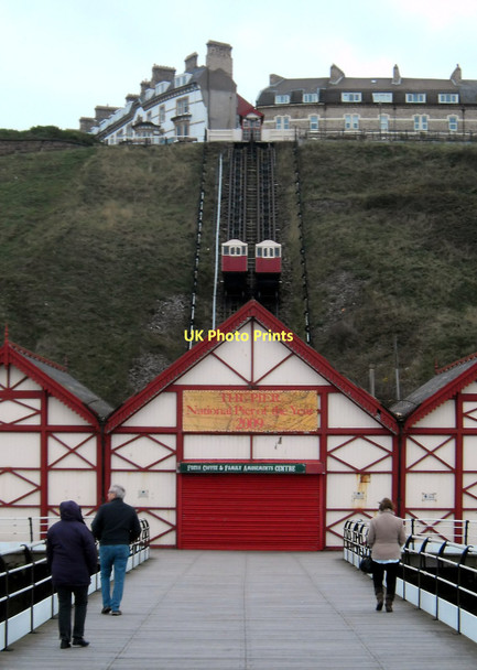 Photo 6"x4" Saltburn by the Sea Cliff Lift Saltburn-By-The-Sea c2011