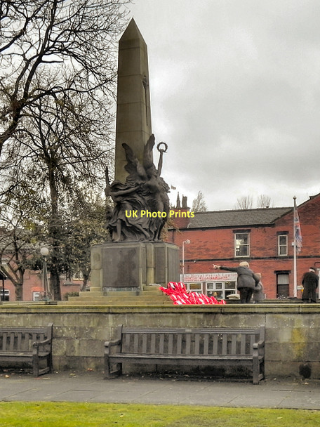 Photo 6"x4" Radcliffe War Memorial Radcliffe\/SD7807 c2011