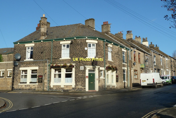 Photo 6"x4" Friendship Arms, Glossop Glossop c2011