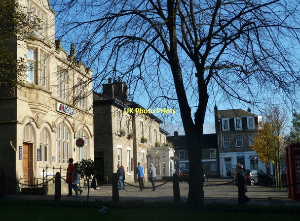 Photo 6"x4" By the High Street in Glossop Glossop c2011