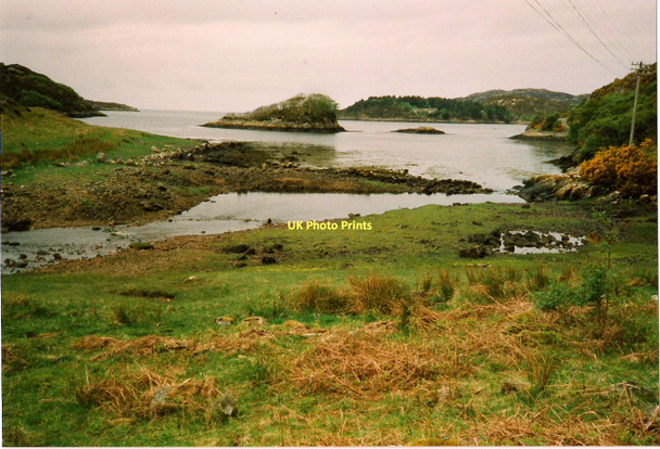 Photo 6"x4" Loch an \u00c3\u0088isg-Brachaidh Inverkirkaig c1998