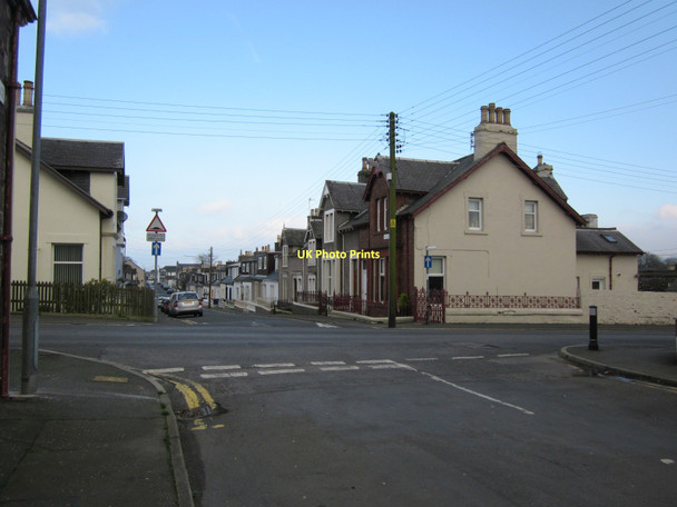 Photo 6"x4" Victoria Place Stranraer c2011 P1