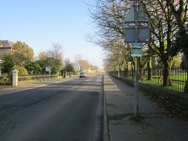 Photo 6"x4" London Road Stranraer c2011