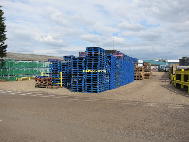 Photo 6"x4" J. B. Shropshire & Sons Ltd Barway c2011