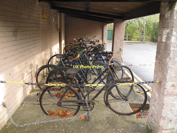 Photo 6"x4" Bletchley Park: old bicycles Bletchley\/SP8634 c2011