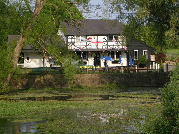 Photo 6"x4" Black Horse pub Great Missenden c2008