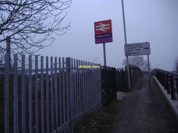 Photo 6"x4" Entrance to Welham Green station Hatfield\/TL2207 c2008