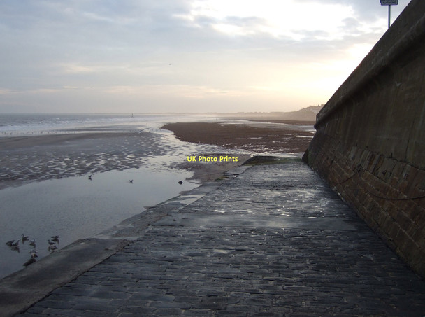 Photo 6"x4" Slipway to the beach Bridlington c2011