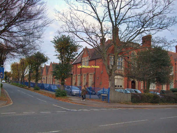 Photo 6"x4" The College of Richard Collyer Horsham\/TQ1731 c2011