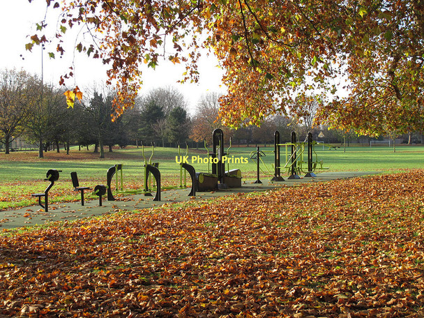 Photo 6"x4" Outdoor gym in Southwark Park Bermondsey c2011