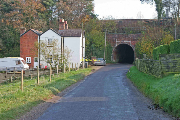 Photo 6"x4" Weston Colley, Hampshire Weston Colley c2011