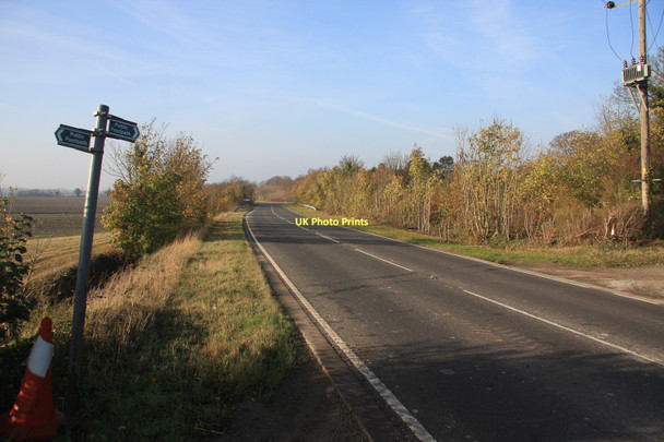 Photo 6"x4" B1102 away from Swaffham Prior Commercial End c2011