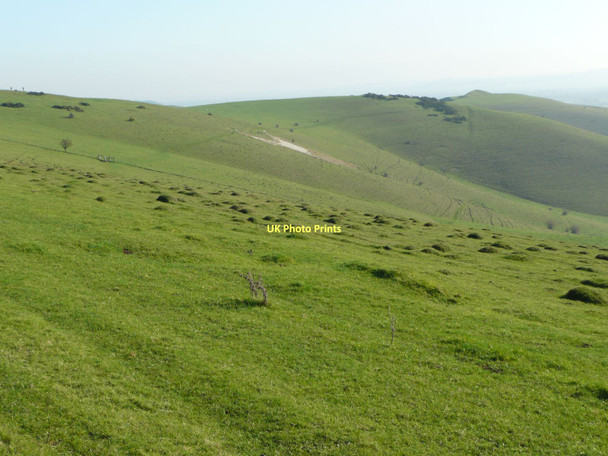Photo 6"x4" Very oblique view of White Horse Hill Figure Alton Barnes c2011