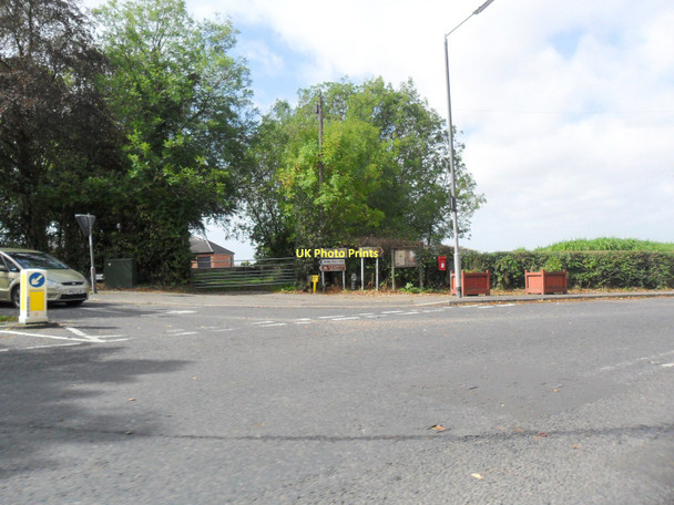 Photo 6"x4" Road junction between B600 and B6010 near Eastwood Eastwood\/SK4646 c2011