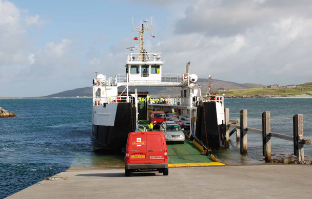 Photo 6"x4" Mail awaiting the Barra ferry Coilleag c2009
