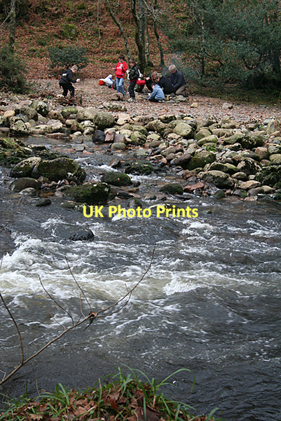 Photo 6"x4" Widecombe in the Moor: building a fire Holne c2011