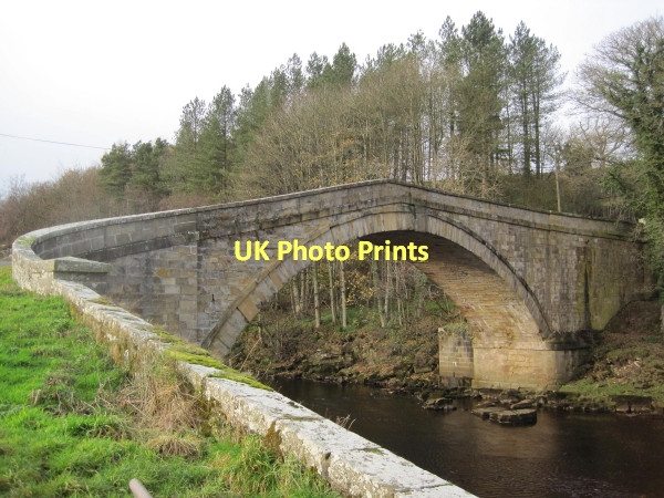 Photo 6"x4" Featherstone Bridge (Featherstone) Park Village\/NY6861 c2011