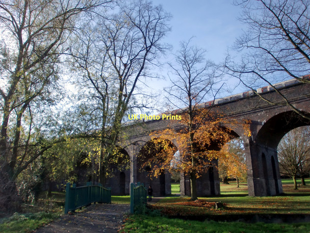 Photo 6"x4" Viaduct, Arnos Park, London N11 Friern Barnet c2011