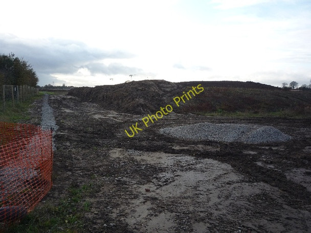 Photo 6"x4" A big pile of earth Grimston\/SE6451 c2009