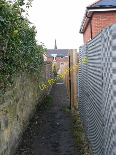 Photo 6"x4" Footpath between Kirkstall Lane and Headingley Station Kirkstall c2006