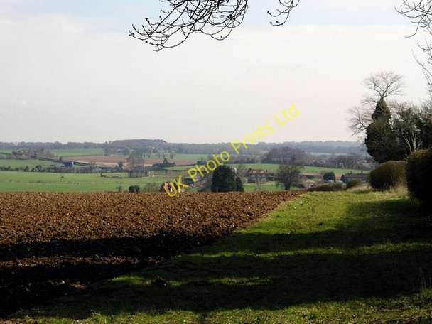Photo 6"x4" Field north of Hunton Hunton\/SU4839 c2006
