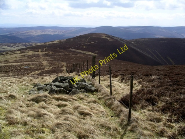 Photo 6"x4" Cairn and Fence, Plover Knowe Walkerburn c2006