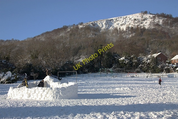 Photo 6"x4" Igloo construction on Assarts playing field Brand Green\/SO7641 c2010