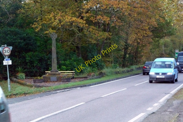 Photo 6"x4" War memorial beside A83, Arrochar Arrochar c2009