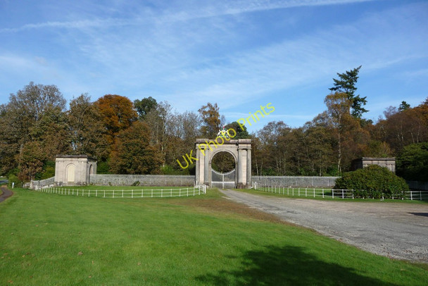 Photo 6"x4" Gates to Rossdhu House Arden\/NS3684 c2009